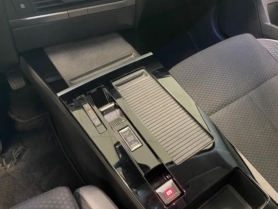 Opel Astra 1.6 HYBRID | BUSINESS EDITION | APPLE CARPLAY | STOEL + STUURVERW. |