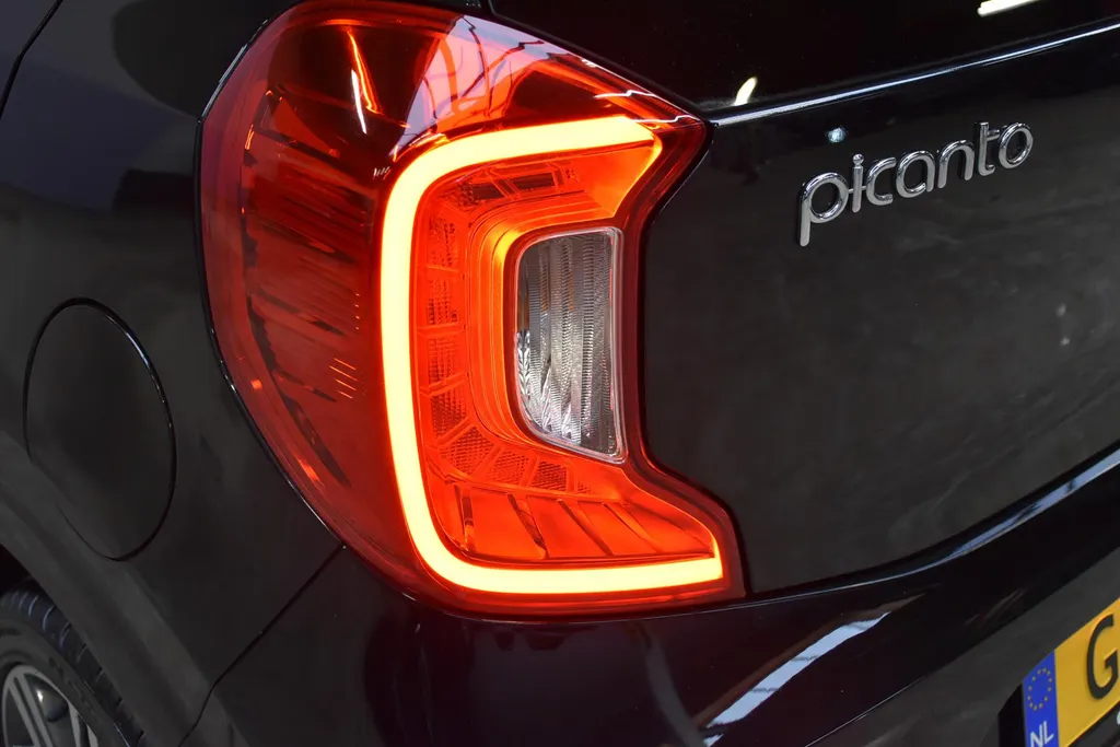 Kia Picanto 1.0 T-GDi 100pk 5-zits GT-Line | weinig kilometers