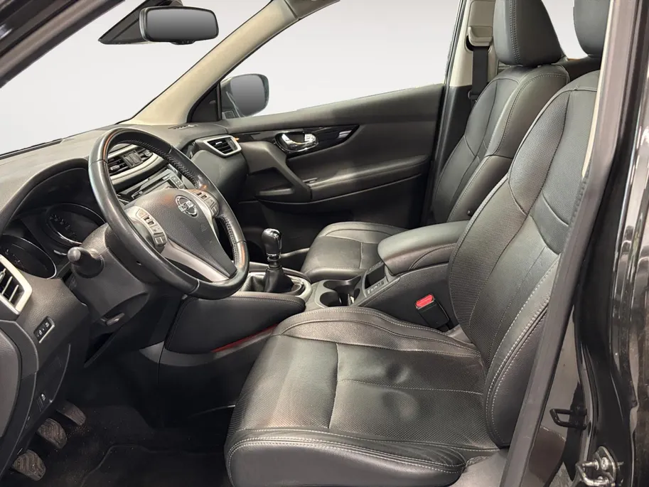 Nissan QASHQAI 1.2 Tekna | ALL SEASON BANDEN | STOELVERWARMING | PANORAMA DAK | 360 CAMERA | ELEKTRISCHE BESTUURDERSTOEL
