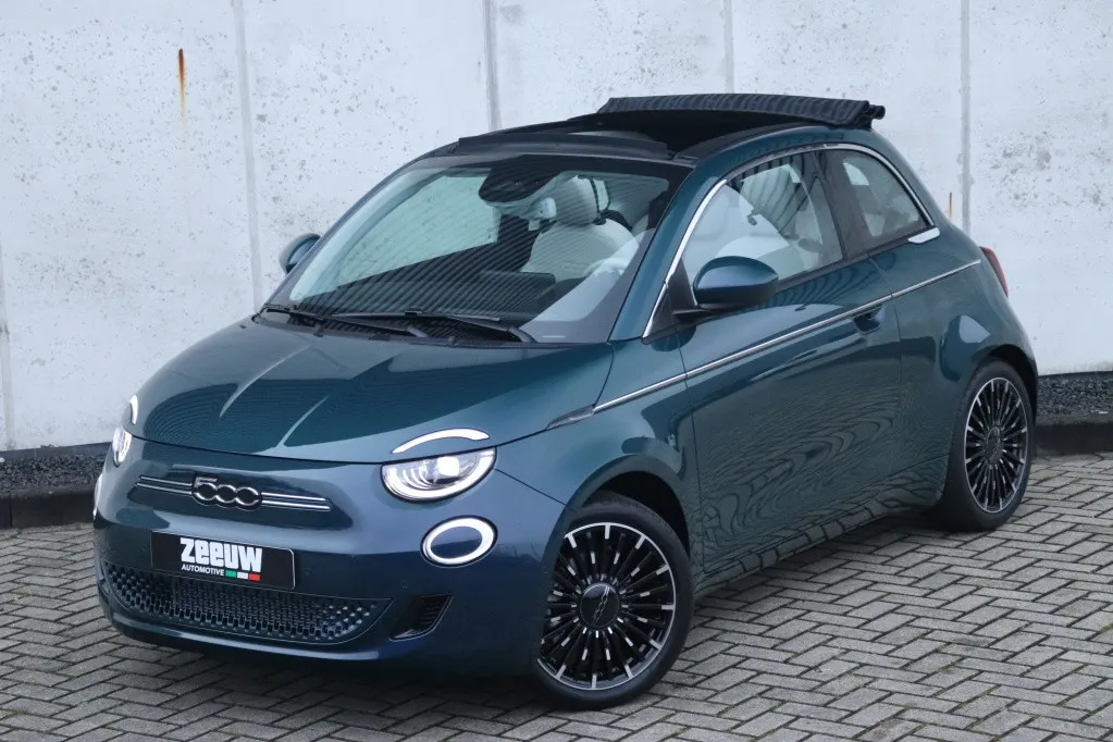 Fiat 500e C La Prima by Bocelli 42 kWh | JBL | Winter | Camera | 17′