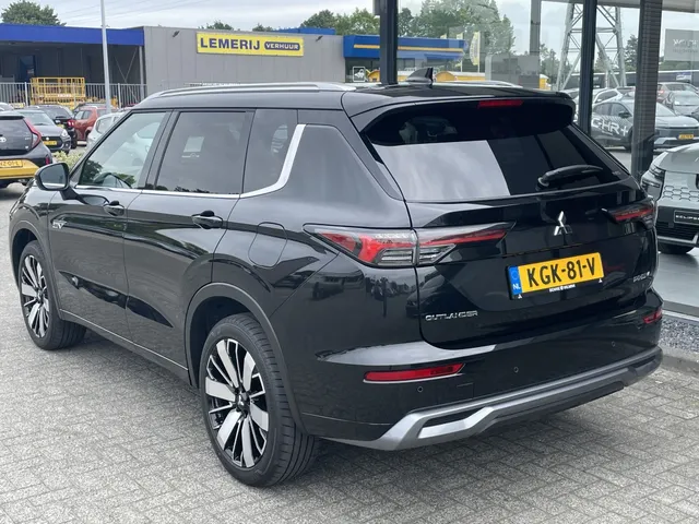 Mitsubishi Outlander 2.4 PHEV Instyle