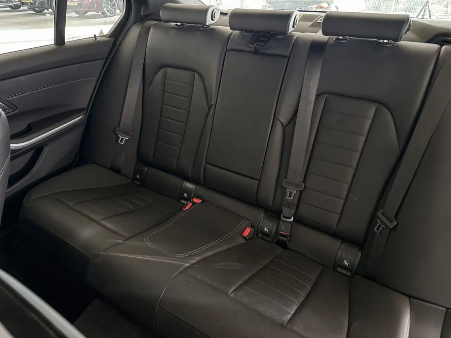 BMW 3 Serie Sedan 320e