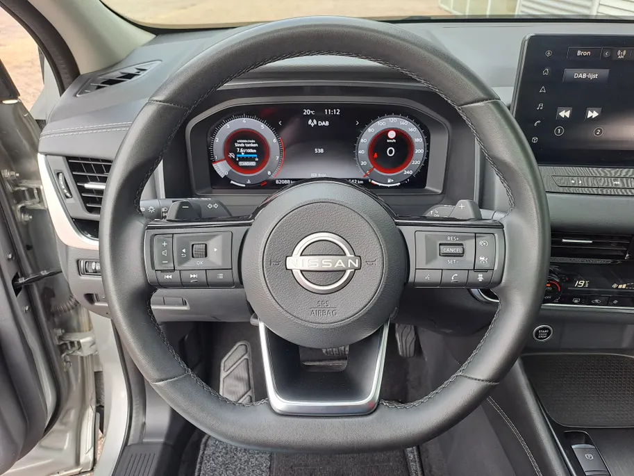 Nissan QASHQAI 1.3 MHEV Xtronic N-Connecta | Apple Carplay/Android Auto | Navi | 360 Camera | Automaat | Pano Dak | Cruise control adaptief