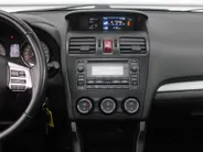 Subaru Forester 2.0 Luxury Plus | Trekhaak | Camera | Stoelverwarming | Schuifdak | 17' LM | Clima | Xenon | Parkeersensor v+a | All seasons |