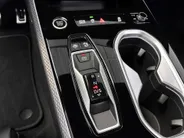 Audi A6 Avant 2.0 e-hybrid quattro S edition 299 PK · Premium pakket · Tech plus · 20' LM Velgen