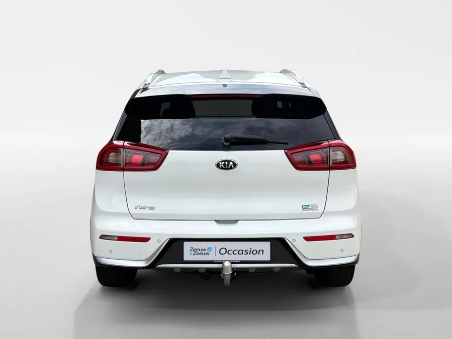 Kia Niro 1.6 GDi Hybrid ExecutiveLine | Trekhaak | Stoel verwarming en koeling | Lederen bekleding | Navigatie | Dodehoek detectie | Apple Carplay / Android Auto | Verbruik 1 op 20!