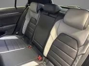 Volkswagen Golf 1.5 eHybrid 272pk DSG GTE · Panoramadak · Leder · Wegklapbare Trekhaak · Stoelventilatie · Camera · Dodehoek Detectie · 18'' Inch · Garantie t/m 30-0-2030 of 100.000km