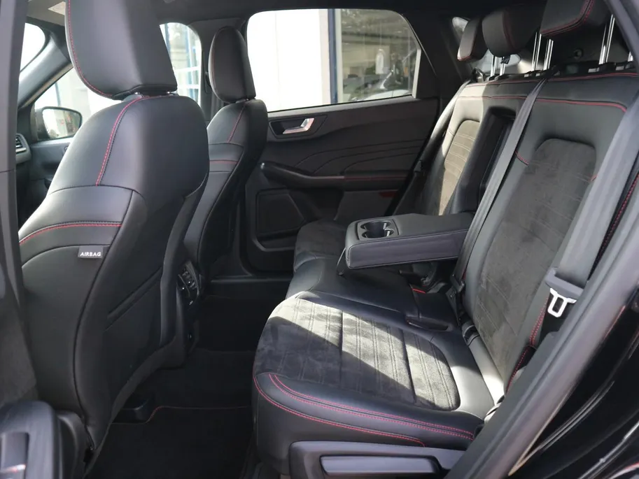 Ford Kuga 2.5 PHEV ST-Line X | TREKHAAK | PANO | WINTER | ADAP CRUISE |