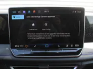 Volkswagen Tiguan 1.5 eHybrid R-Line Edition | Elek. trekhaak | Schuifdak | Stuur-/stoelverwarming + massage | Camera | 20' LM | HUD | LED | Dodehoek detectie | Nieuwstaat | BTW auto |
