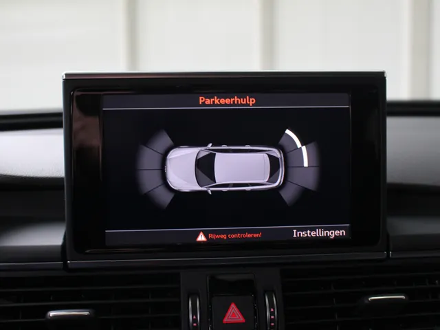 Audi A6 Avant 1.8 TFSI S-Line Sport Panoramadak | Stoelverwarming | DAB | Navigatie | Inklapbare buitenspiegels