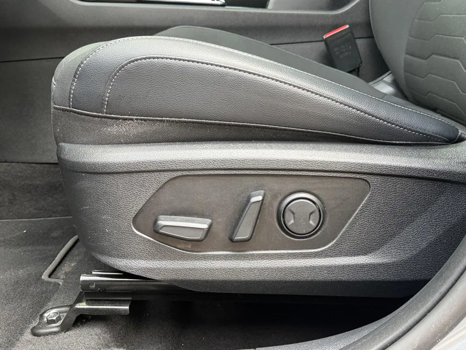 Kia Sportage 1.6 T-GDi Hybrid DynamicPlusLine Dealer onderhouden | Navigatie | Stoel + stuurverwarming | Schuifkanteldak
