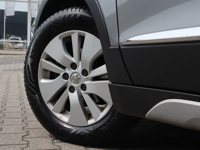Suzuki S-Cross SX4 1.6 Comfort | Carplay | Trekhaak | All Seasons