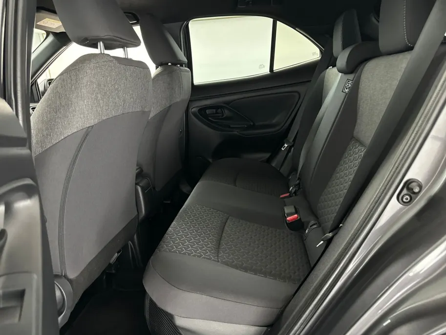 Toyota Yaris Cross 1.5 Hybrid Dynamic | Navigatie | 17'' L.M. Velgen | Adaptieve Cruise Control