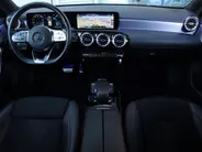 Mercedes-Benz A-Klasse 180 Business Solution AMG l Nightpakket l Achteruitrij camera l AMG Line l Ambiente lichtpakket