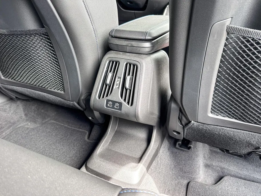 BMW X1 xDrive23i
