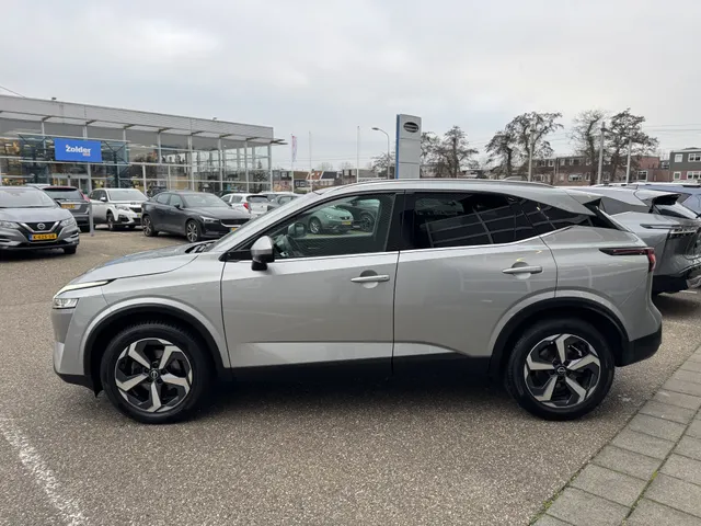 Nissan QASHQAI 1.3 MHEV Xtronic N-Connecta Panodak