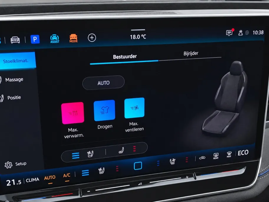 Volkswagen Passat Variant 1.5eTSI 272PK R-Line Black Style · Panoramadak · Leder · Trekhaak · 360°Camera · Hemelbekleding velours · Garantie t/m 08-12-2030 of 100000km