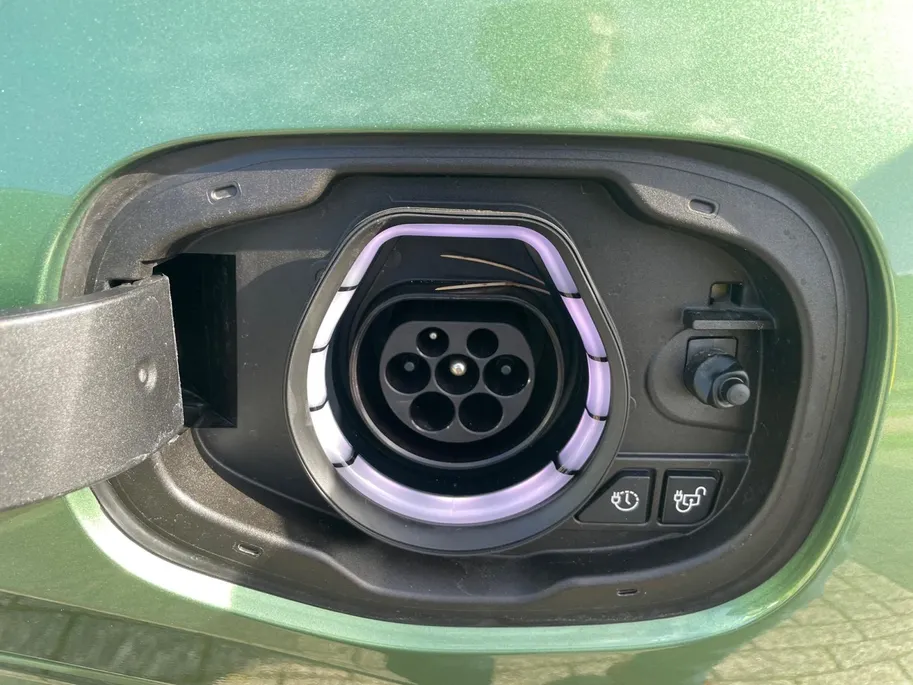 Ford Kuga 2.5 PHEV ST-Line | draadloos Apple CarPlay en Android Auto | Dual Zone Automatische Airconditioning |Adaptive Cruise Control |