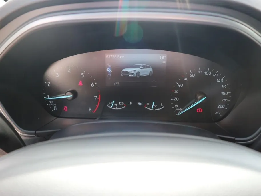 Ford Focus Wagon 1.0 EcoBoost Hybrid ST Line Style 125pk met Parking-, Winter-, Family-, en Design Pack