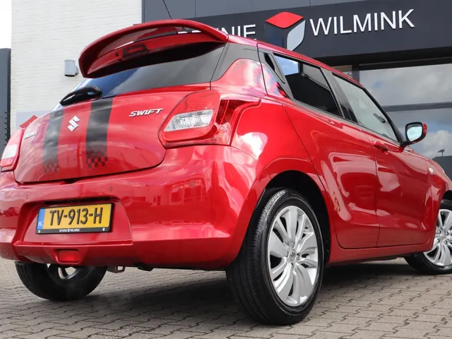 Suzuki Swift 1.0 BoosterJet Select Carplay | Camera