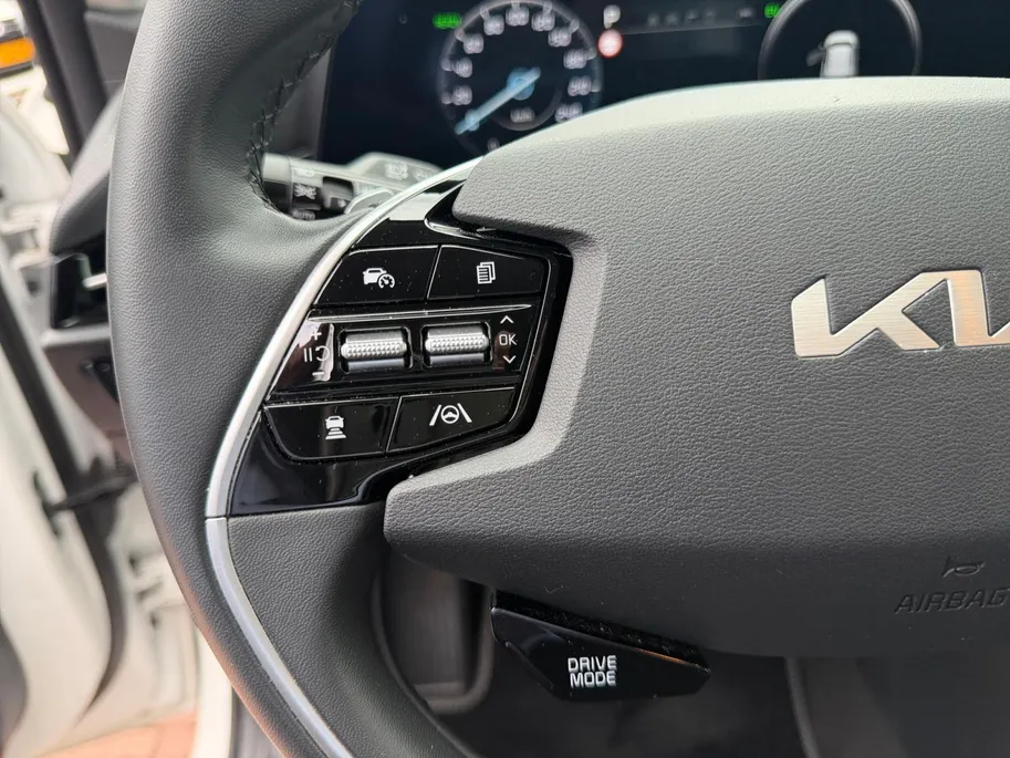 Kia Niro 1.6 GDi Hybrid DynamicLine | Zeer nette auto | 1e Eigenaar | Fabrieksgarantie | Trekhaak | Apple CarPlay & Android Auto | Navigatie |