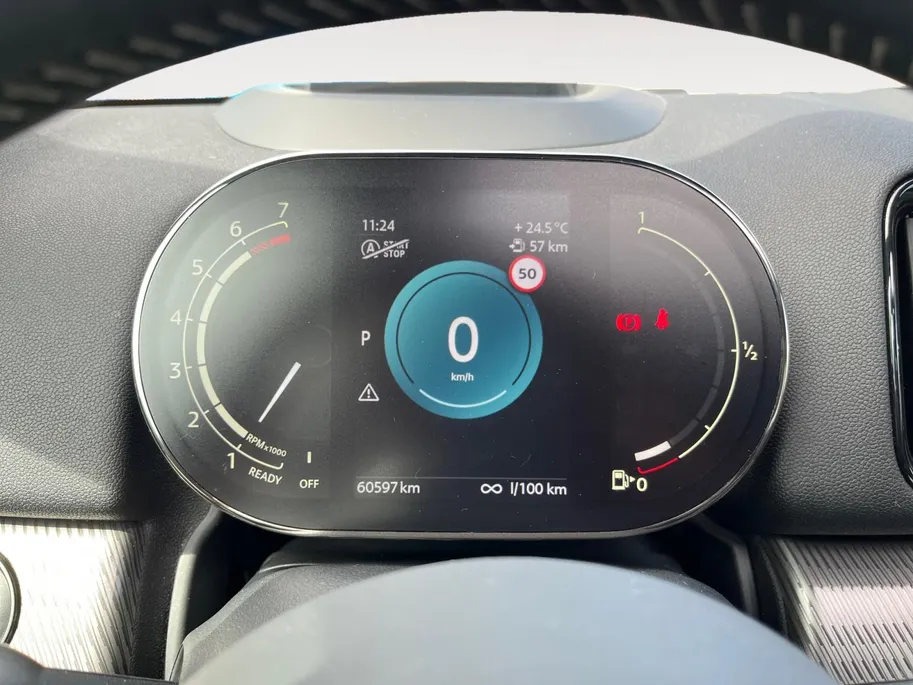 MINI Countryman 1.5 Cooper MINI Yours |achteruitrijcamera| Extra getint glas |Cruise control adaptief| Comfortstoel(en)| Lederen bekleding| 12 maanden Bovag Garantie|
