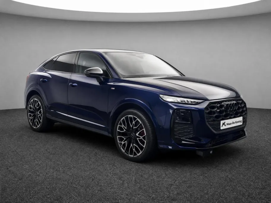 Audi Q3 Sportback 1.5 TFSI e-hybrid S edition 272 PK · Matrix LED koplampen · OLED achterlichten · Tech pakket Pro