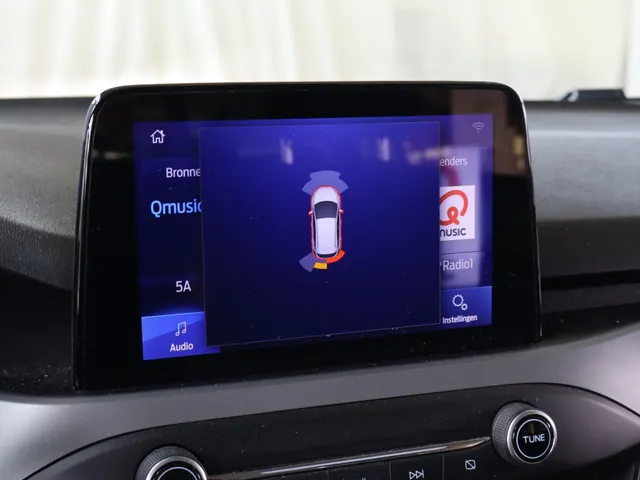 Ford Focus Wagon 1.0 EcoBoost Hybrid Connected | Nieuw model