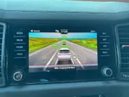 Škoda Kodiaq 1.5 TSI 150pk DSG Sportline Business 7p. · Camera · Inklap. Trekhaak · Keyless · Elek. Bestuurdersstoel + Geheugen · Matrix LED · Garantie t/m 27-05-2028 of 100.000km