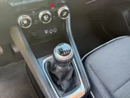 Renault Captur 1.0 TCe 90 Intens | Apple Carplay & Android Auto | Parkeersensoren | Volledig Dealer Onderhouden | Cruise & Climate Control | 12 Maanden BOVAG Garantie