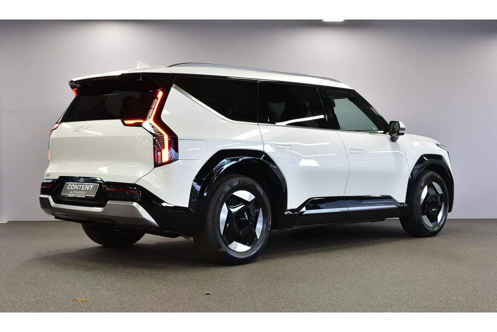 Kia EV9 99,8kWh 204pk RWD Plus NIEUW