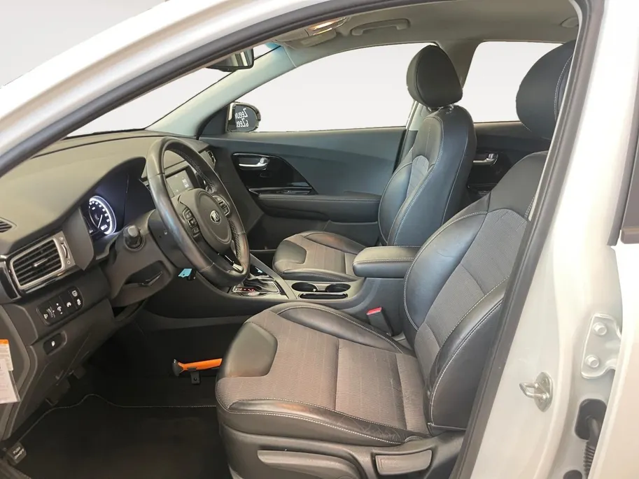 Kia Niro 1.6 GDi Hybrid DynamicLine | Climate Control | Cruise Control | Camera | Navigatie | Bluetooth |