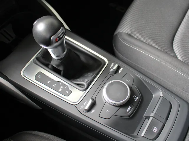 Audi Q2 35 TFSI Epic Automaat Navigatie | Climate Control | Stoelverwarming | Parkeersensoren