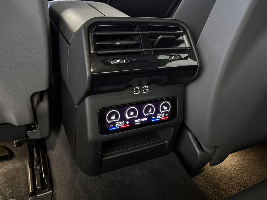 BMW i5 Sedan eDrive40 M Sport Edition