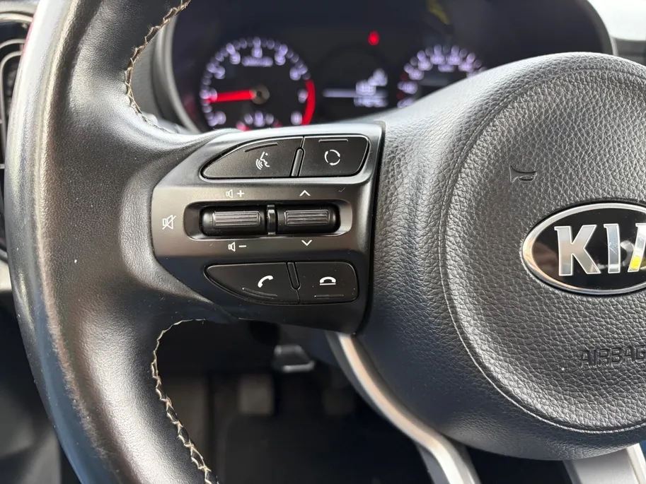 Kia Picanto 1.0 CVVT First Edition | All-Seasonbanden /Apple Carplay/ Android Auto | Navigatiesysteem | Cruise Control | Climate Control | Parkeercamera Achter | Lichtsensor | 15' Lichtmetalen Velgen