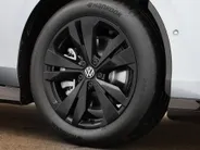 Volkswagen ID.7 Limited Edition 59 kWh accu, 204 PK · Achteruitrijcamera · Draadloze telefoonlader · Sfeerverlichting · Rondomzichtcamera · Voorraad OUTLET · Prijs is inclusief inruilpremie ·