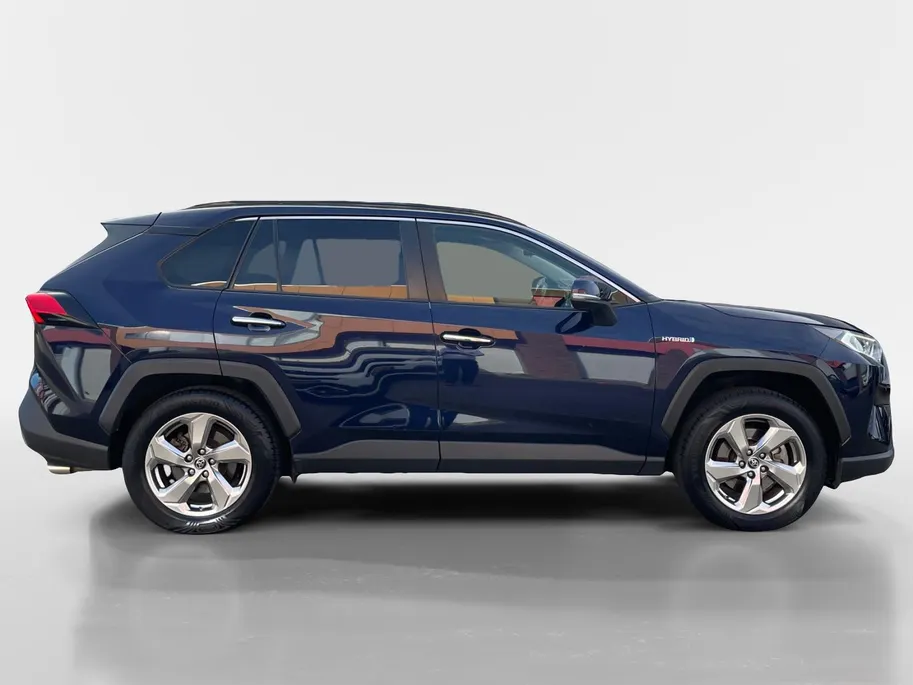 Toyota RAV4 2.5 Hybrid AWD Executive |1650 kg Trekgewicht |Trekhaak| Leer| Navigatie| Schuif-kanteldak | Verwarmbare stoelen| Adaptieve Cruise Controle| All season banden|