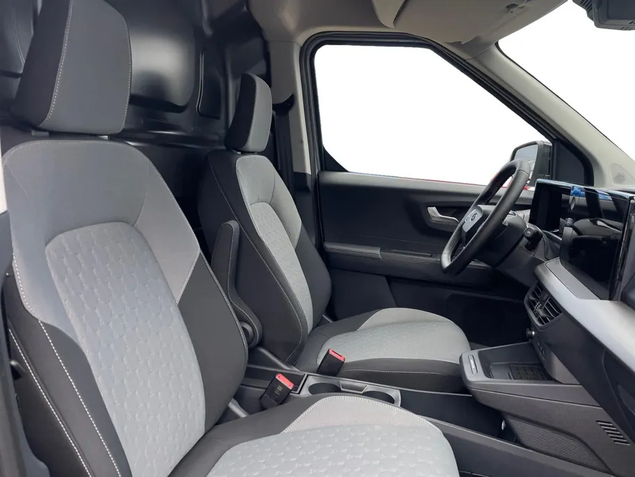 Ford E-Transit Courier Limited 44 kWh | 0,99% rente op financial lease| Trekhaak | Driver Assistance Pack | Climate Control |