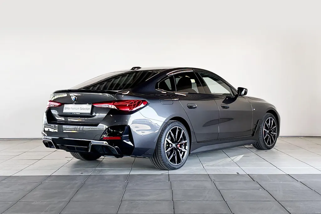 BMW i4 eDrive40 Innovation Pack M Sportpakket Pro
