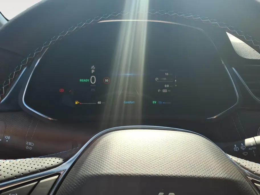 Renault Captur 1.8 Hybrid esprit Alpine | Nu leverbaar met €2.000,- EXTRA Zeeuw & Zeeuw korting en 5 jaar GRATIS garantie tot 160.000km! |
