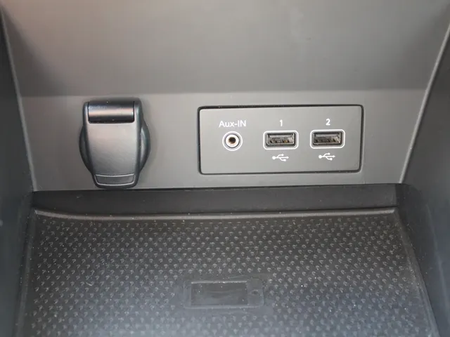 Renault Captur 1.3 TCe 130 AUT Intens | Climat Control | Trekhaak | Camera | Cruise