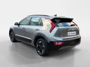 Kia Niro EV DynamicLine 64.8 kWh | Zeer nette auto | Navigatie | Apple CarPlay & Android Auto | Achteruitrijcamera | Fabrieksgarantie t/m 6-2030 |