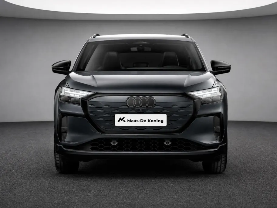 Audi Q4 Q4 S edition performance 82 kWh 286 PK · Tech plus · Trekhaak elek. wegklapbaar · MMI Bijrijdersdisplay