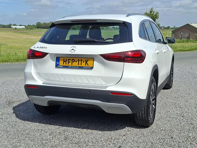 Mercedes-Benz GLA 250 e Business Solution NL-auto | rijklaarprijs !!