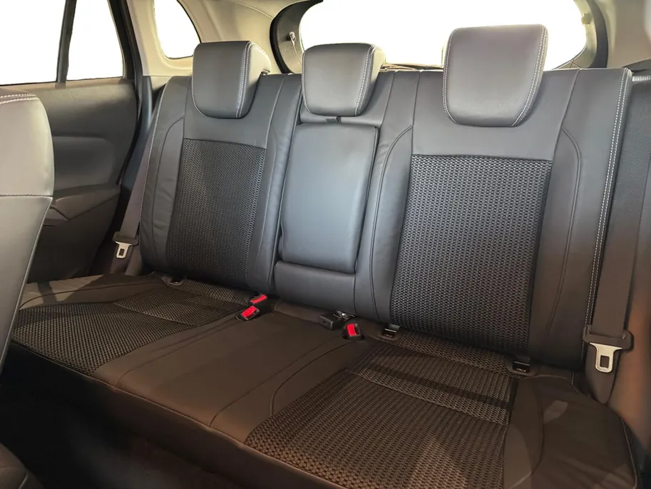 Suzuki S-Cross 1.4 Boosterjet Style Smart Hybrid | €2000 korting op voorraadmodellen! | Direct Rijden |