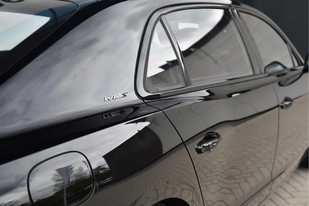 Bentley Flying Spur 6.0 W12 S