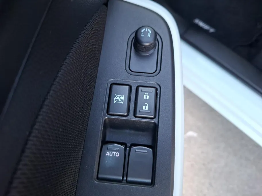 Suzuki Swift 1.2 Select | Dealeronderhouden | Navigatie | Trekhaak | Stoelverwarming