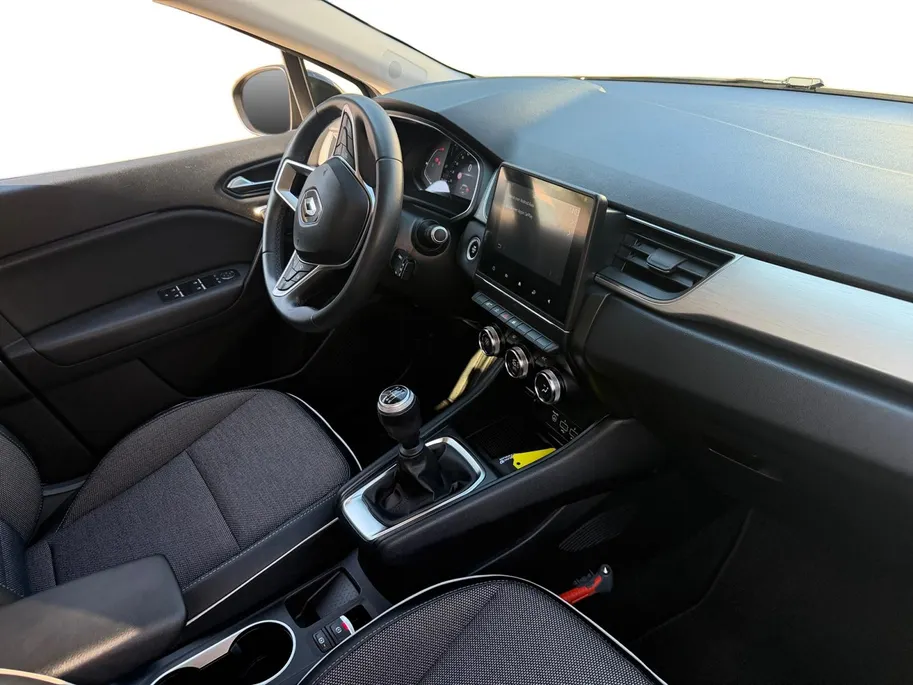 Renault Captur 1.0 TCe 90 Intens | Apple Carplay & Android Auto | Parkeersensoren | Volledig Dealer Onderhouden | Cruise & Climate Control | 12 Maanden BOVAG Garantie