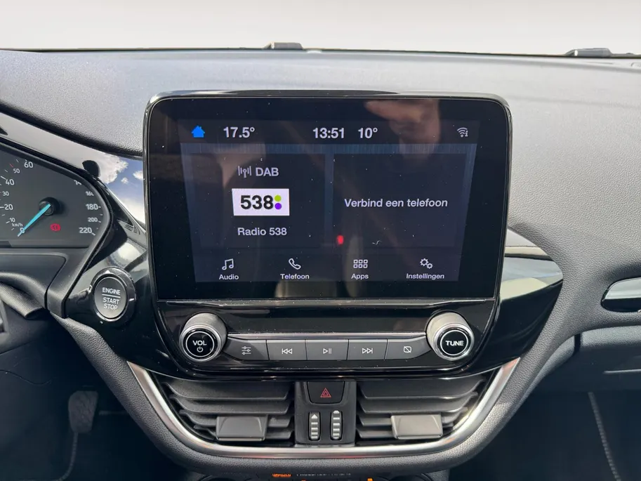 Ford Fiesta 1.0 EcoBoost Hybrid Titanium | NL auto | Dealer onderhouden | Winter pack | Apple carplay & Android auto | Navigatie via carplay | Parkeersensor achter | Cruise control | Bovag garantie |
