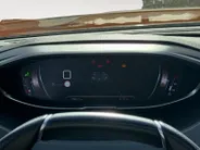 Peugeot 3008 1.2 PureTech GT Line | Trekhaak afneembaar | Navigatie | Stoelverwarming | 360 graden | Cruise Control | Android Auto/Apple Carplay | 12 maanden garantie!